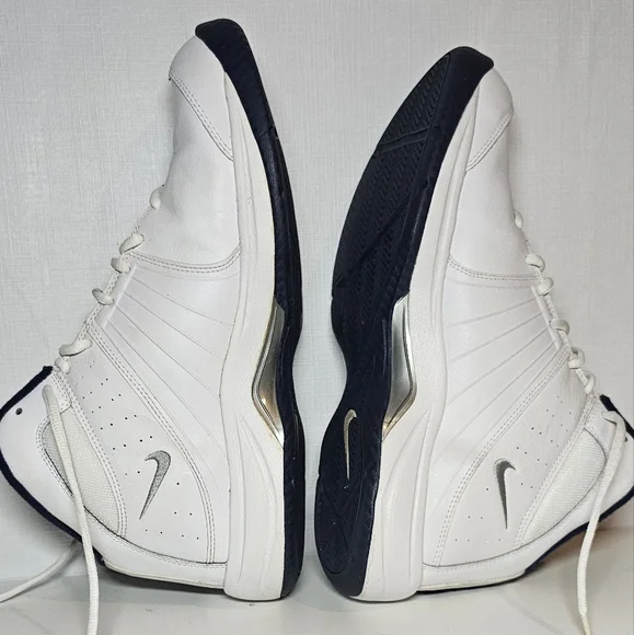 Nike 12 The Overplay VI - Picture 3 of 16